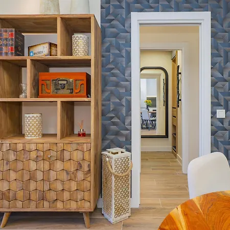 Apartment Cubo's Urban Sky Deluxe 14 *